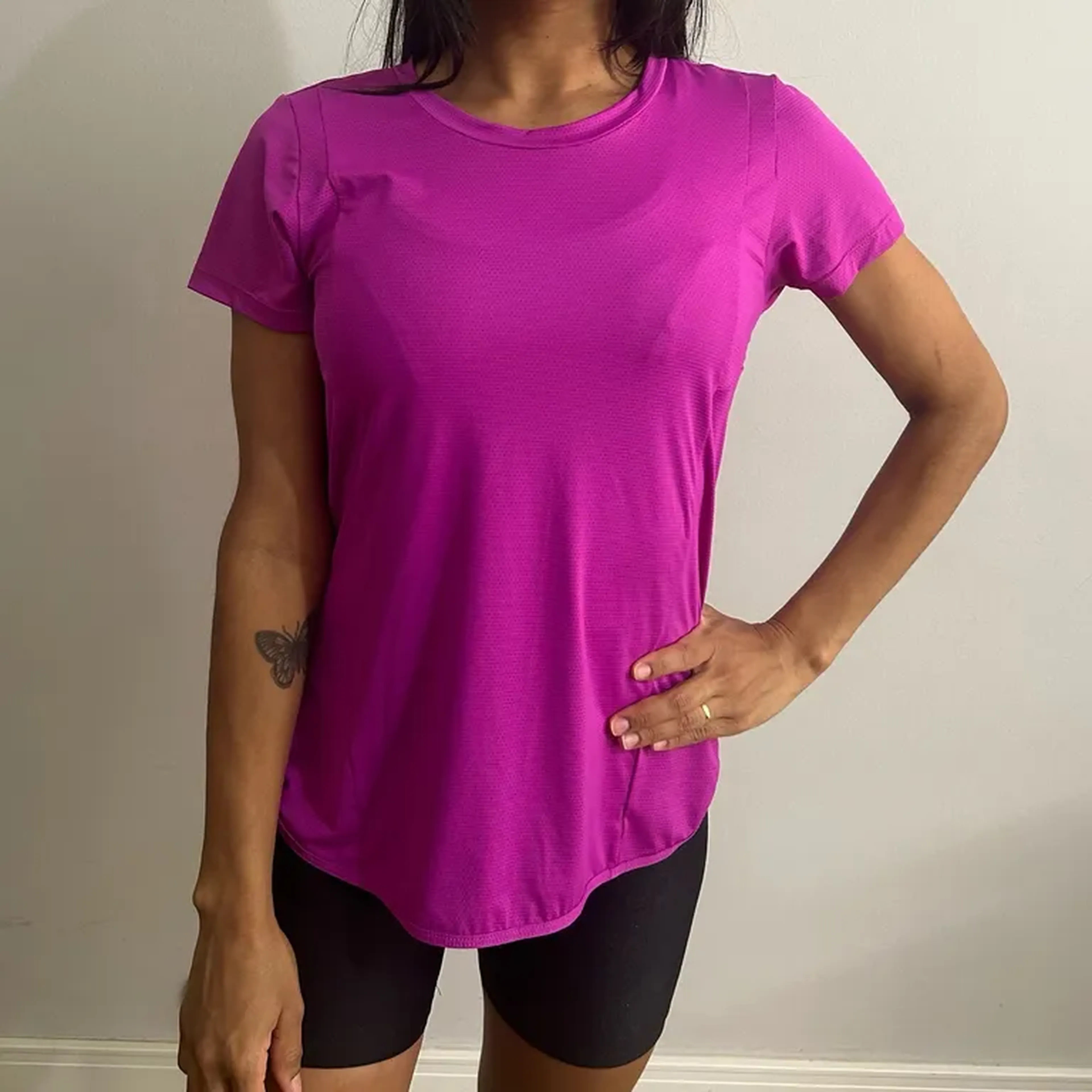 camiseta rosa, Dry Fit - tamanho único imagem