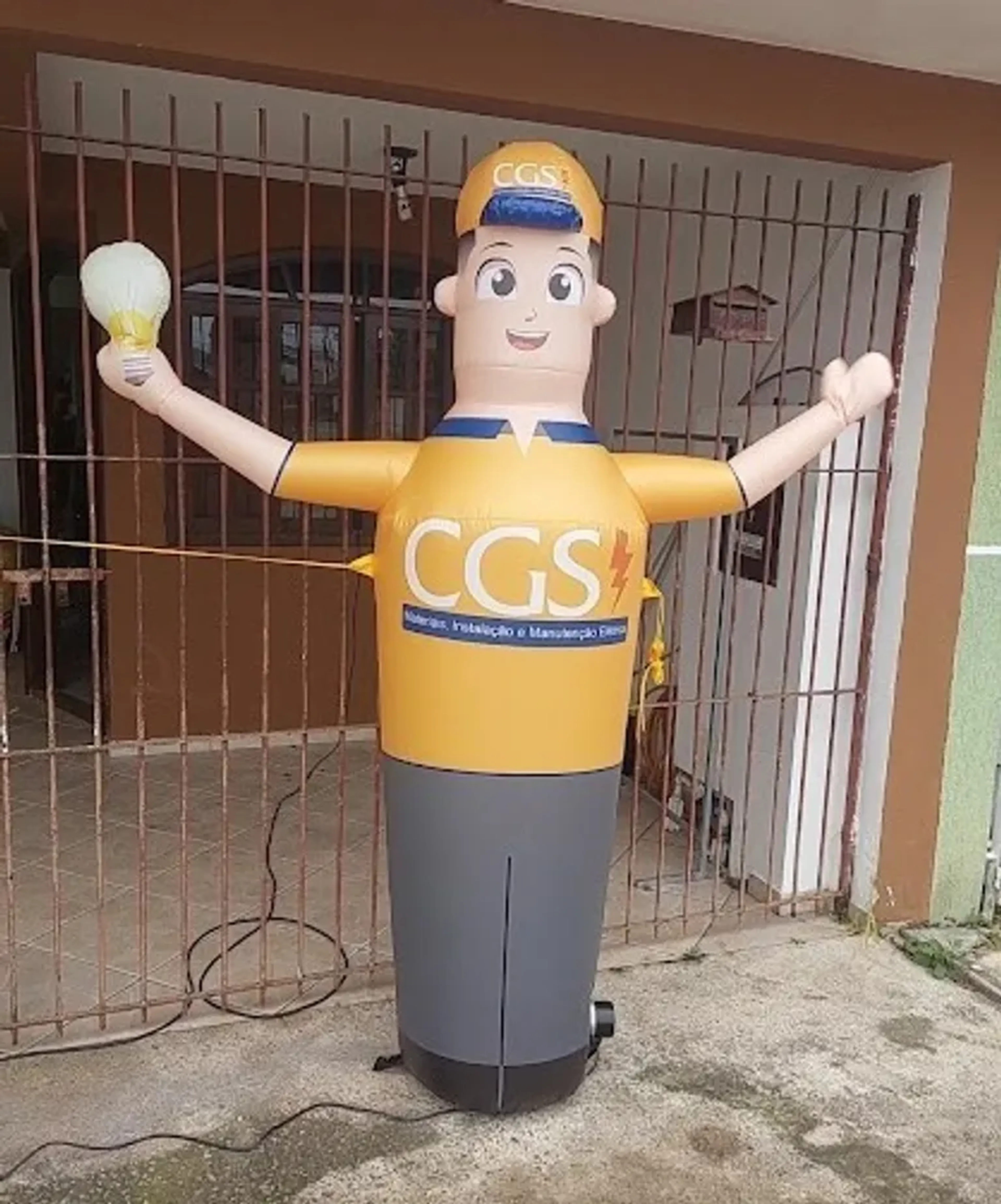 Boneco interativo com 2 metros personalizado imagem