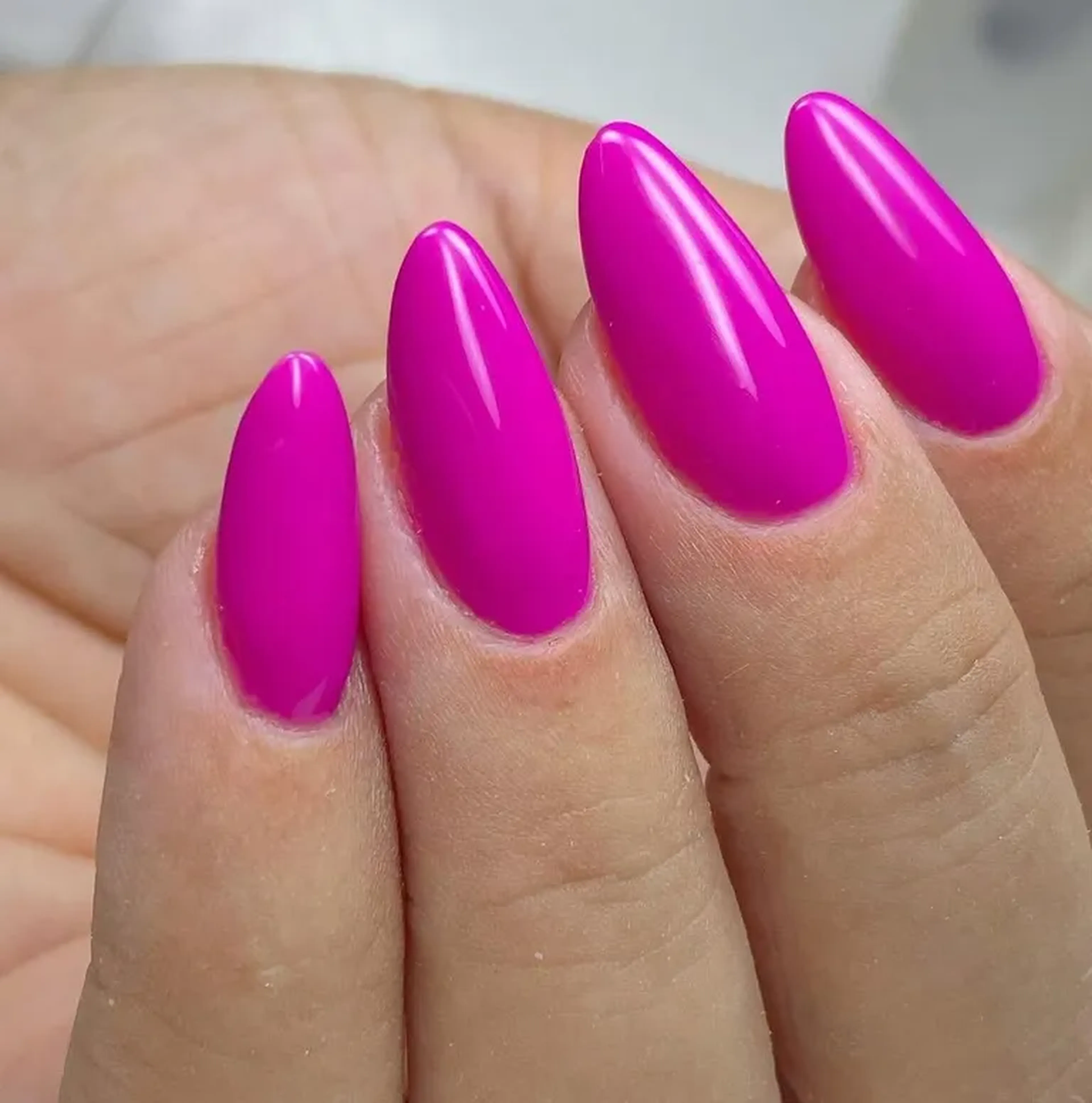 MANUTENÇÃO BANHO DE GEL COM ESMALTAÇÃO imagem