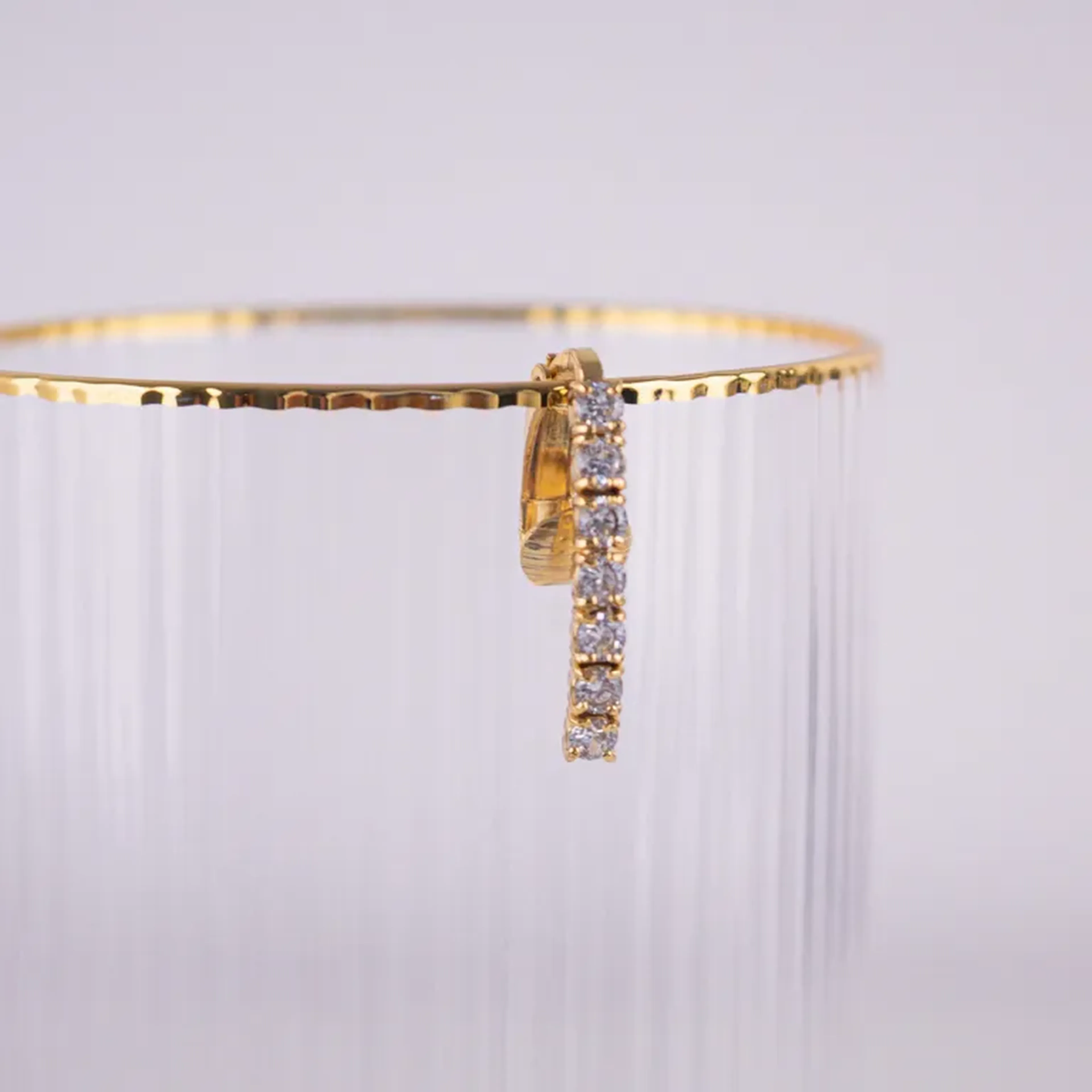 Piercing fake Shine - Banhado a Ouro 18k imagem