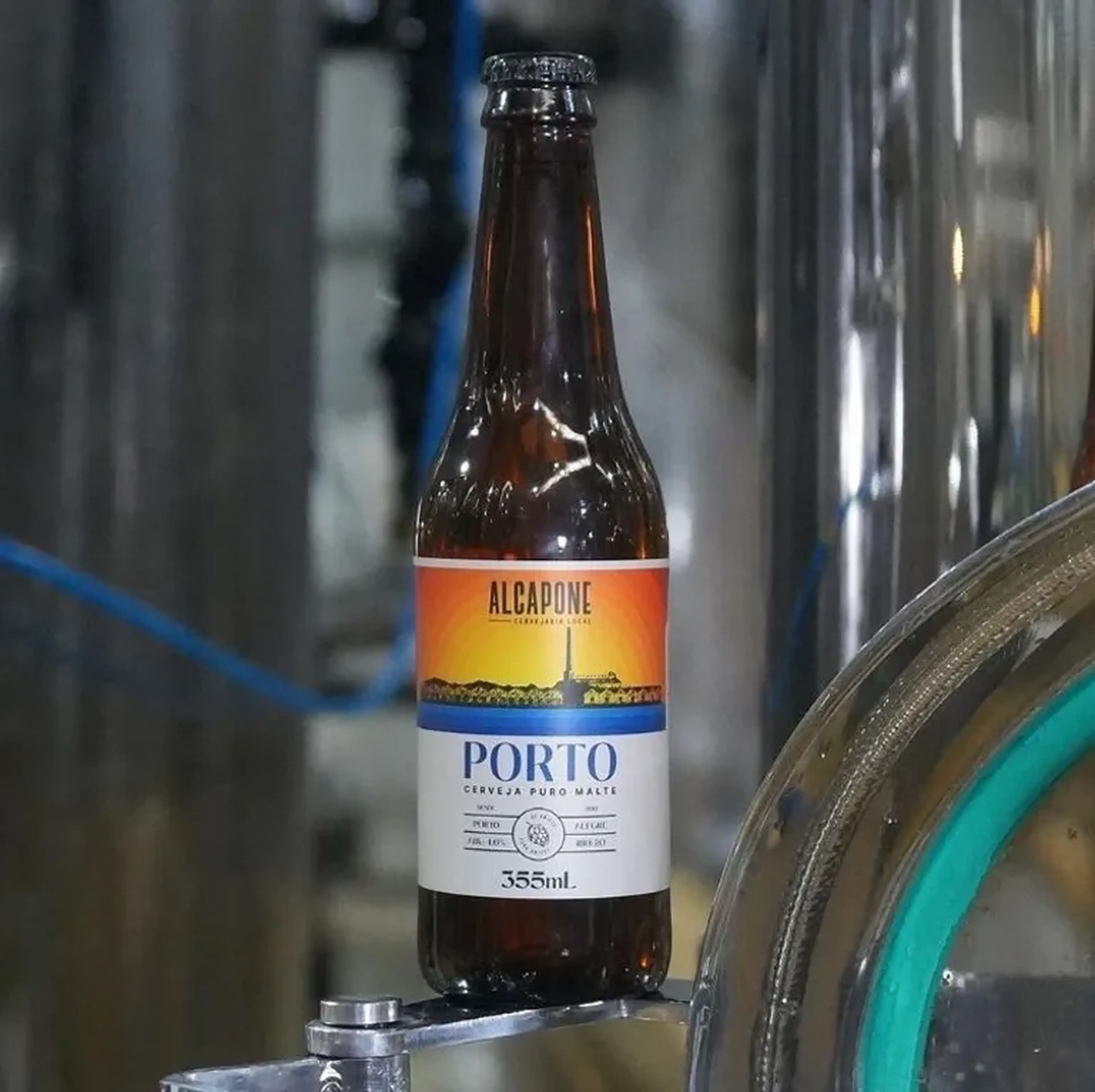 Cerveja Artesanal Alcapone Pilsner Porto 355ml imagem