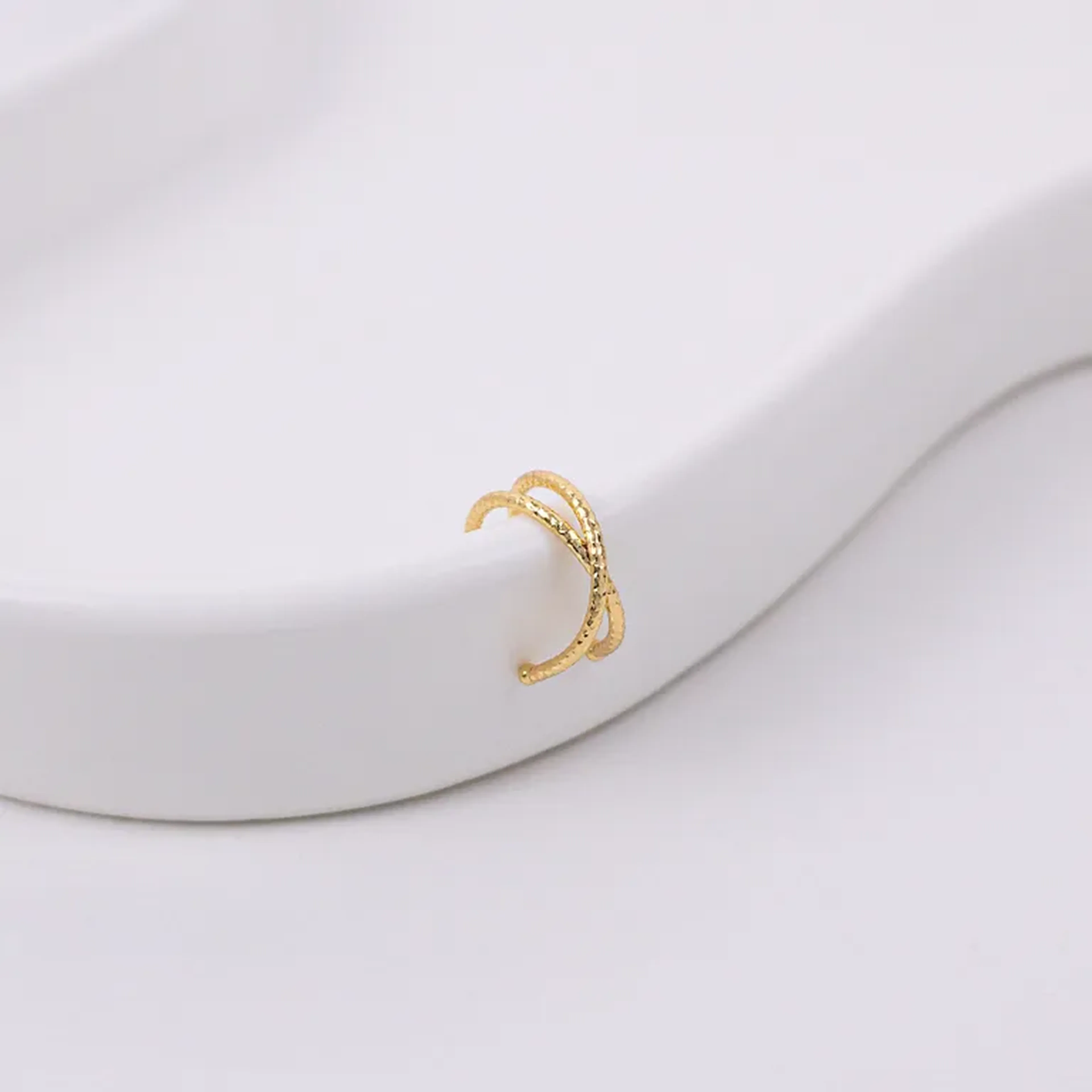 Piercing fake X - Banhado a Ouro 18k imagem