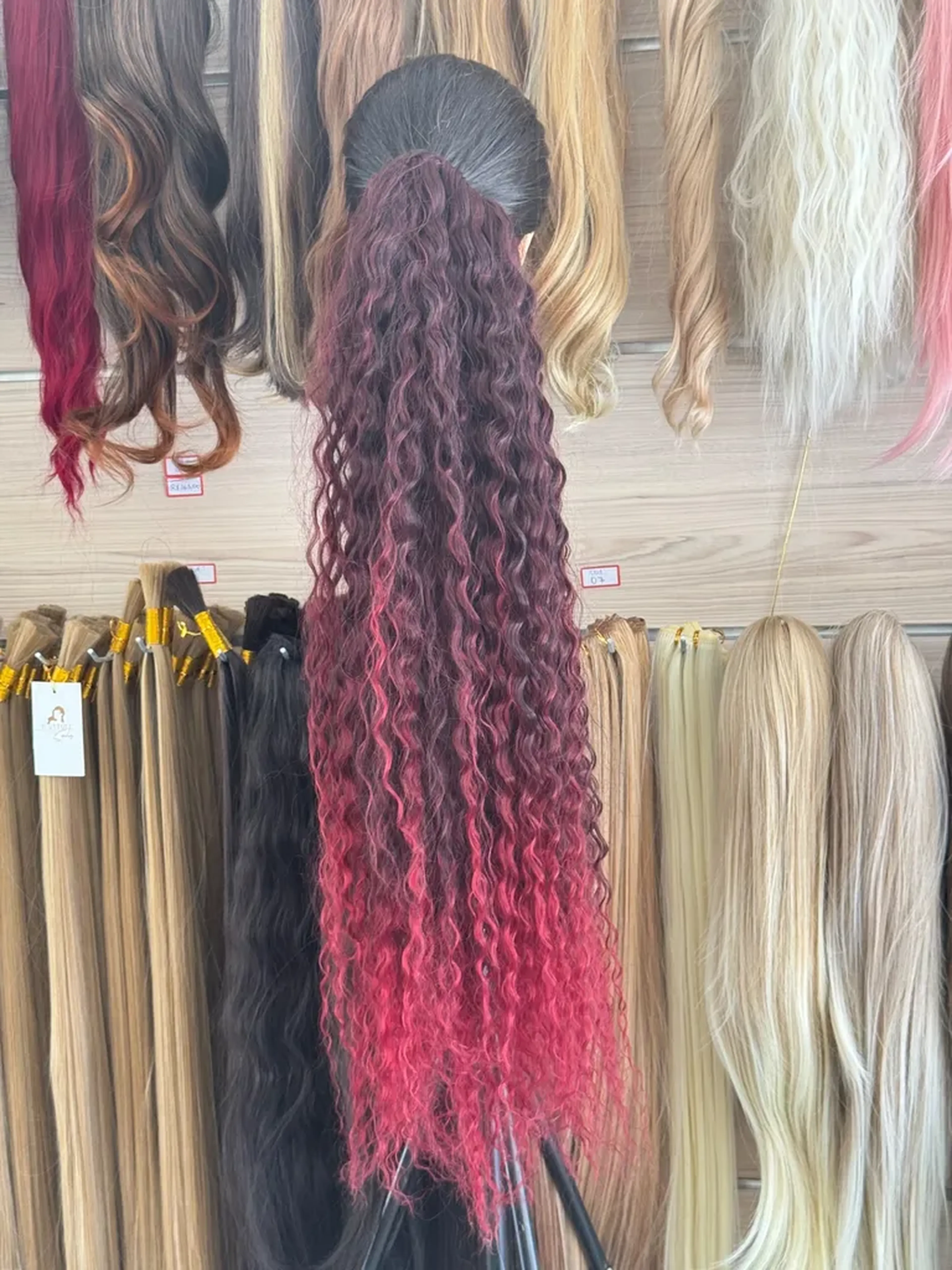Rabo de cabelo orgânico cacheado ombro Hair vermelho imagem