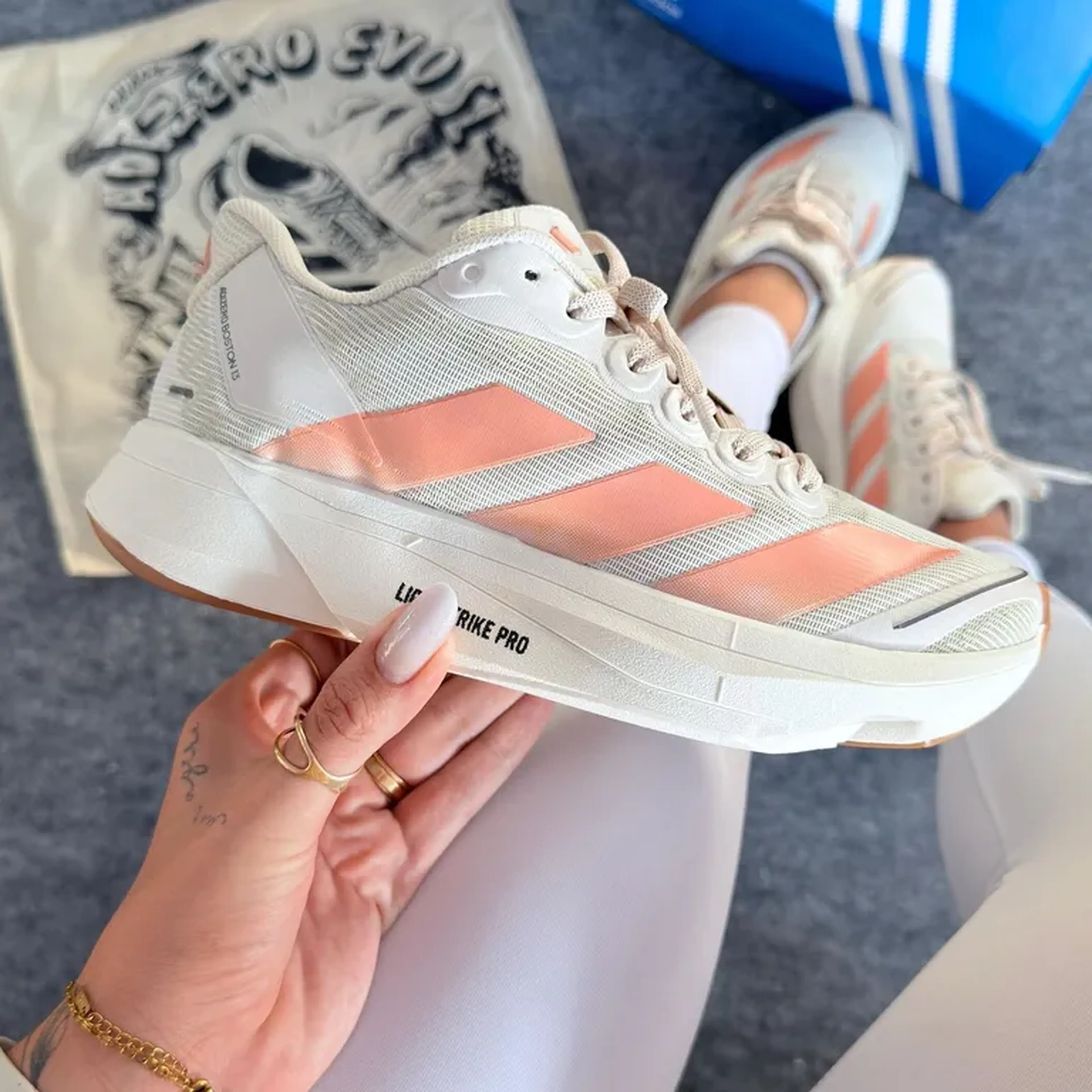 Adidas Adizero Boston 13 Off Salmão imagem