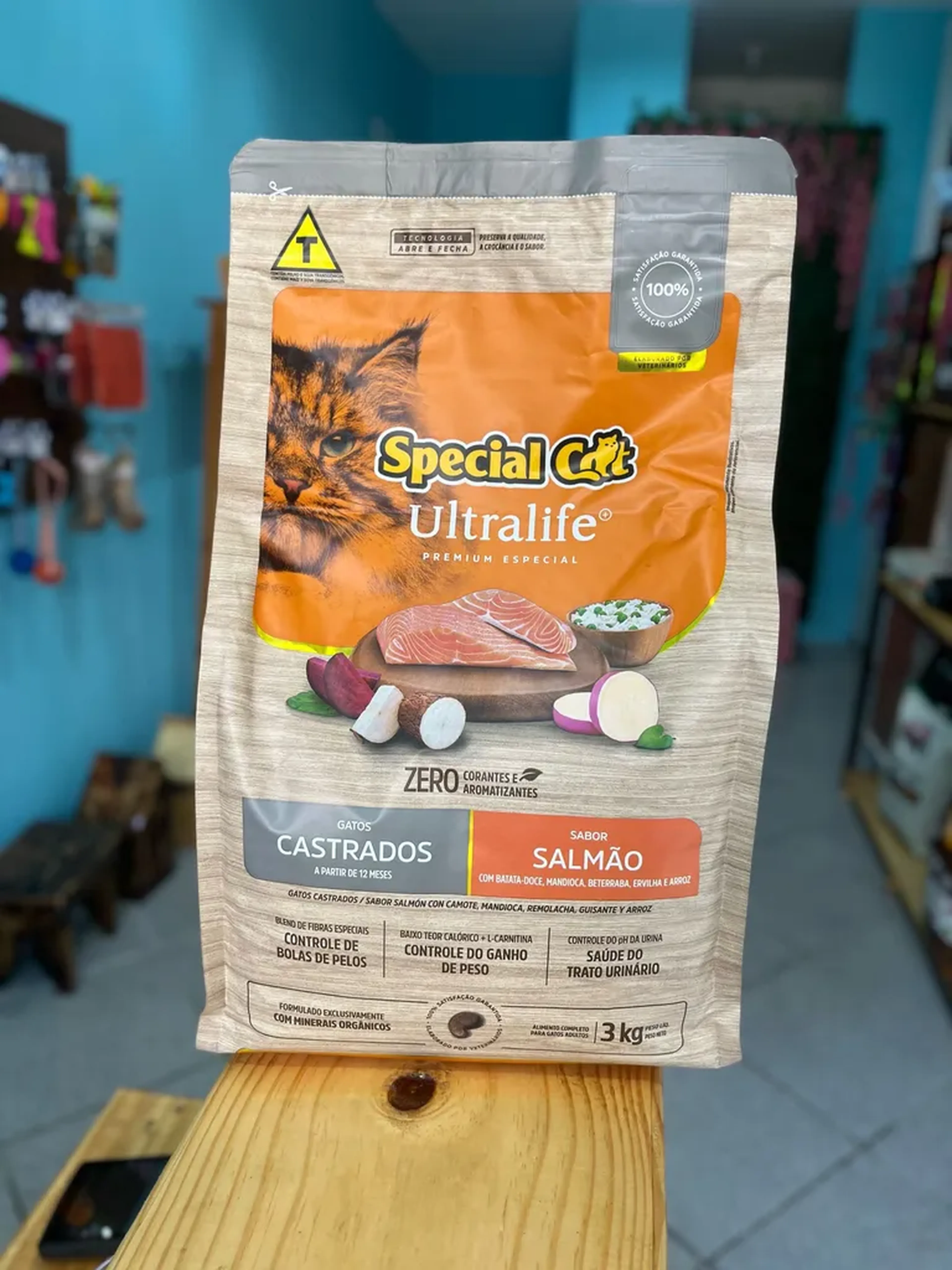 Special Cat Ultralife Gatos Castrados Sabor Salmão imagem