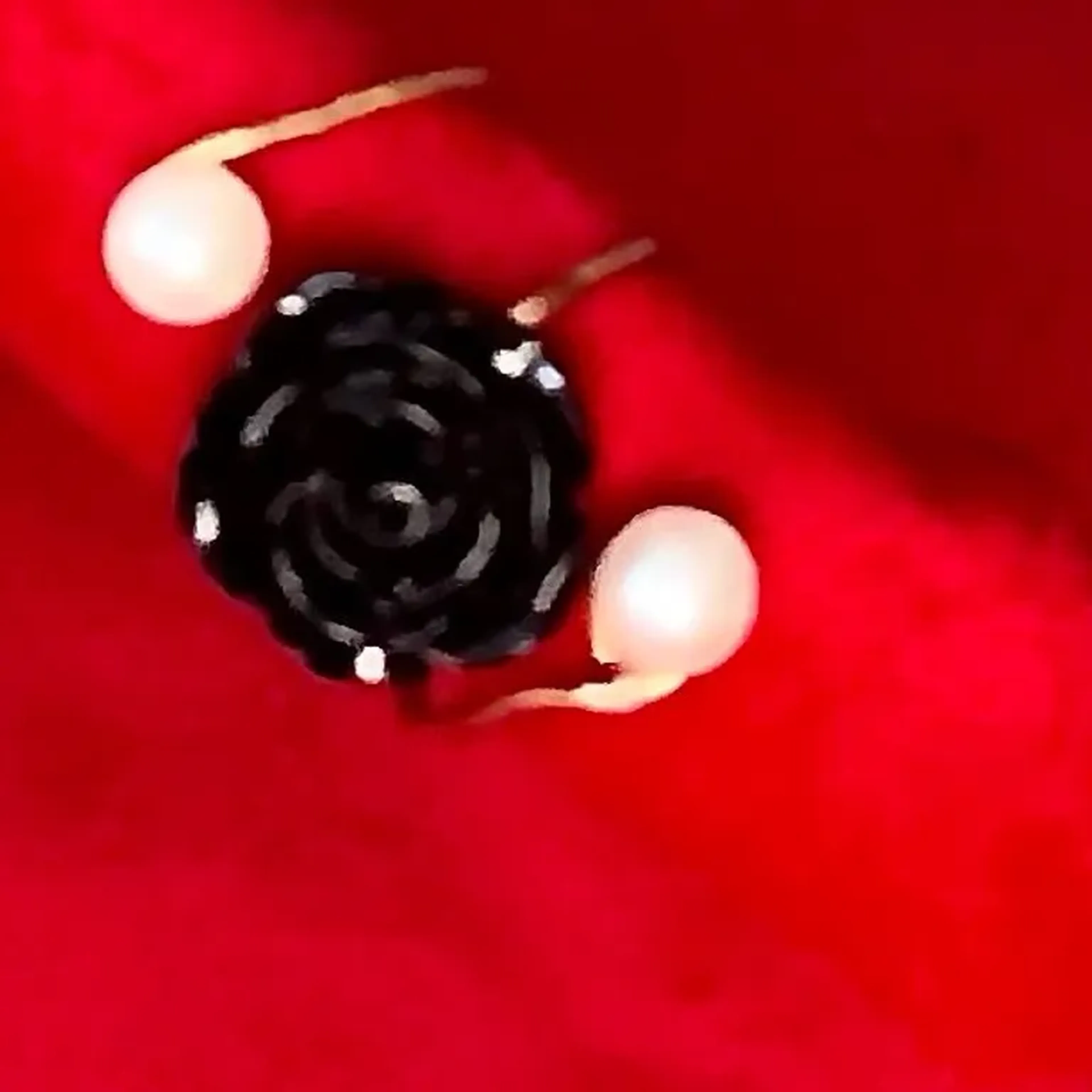 Anel Rosa negra e pérolas imagem