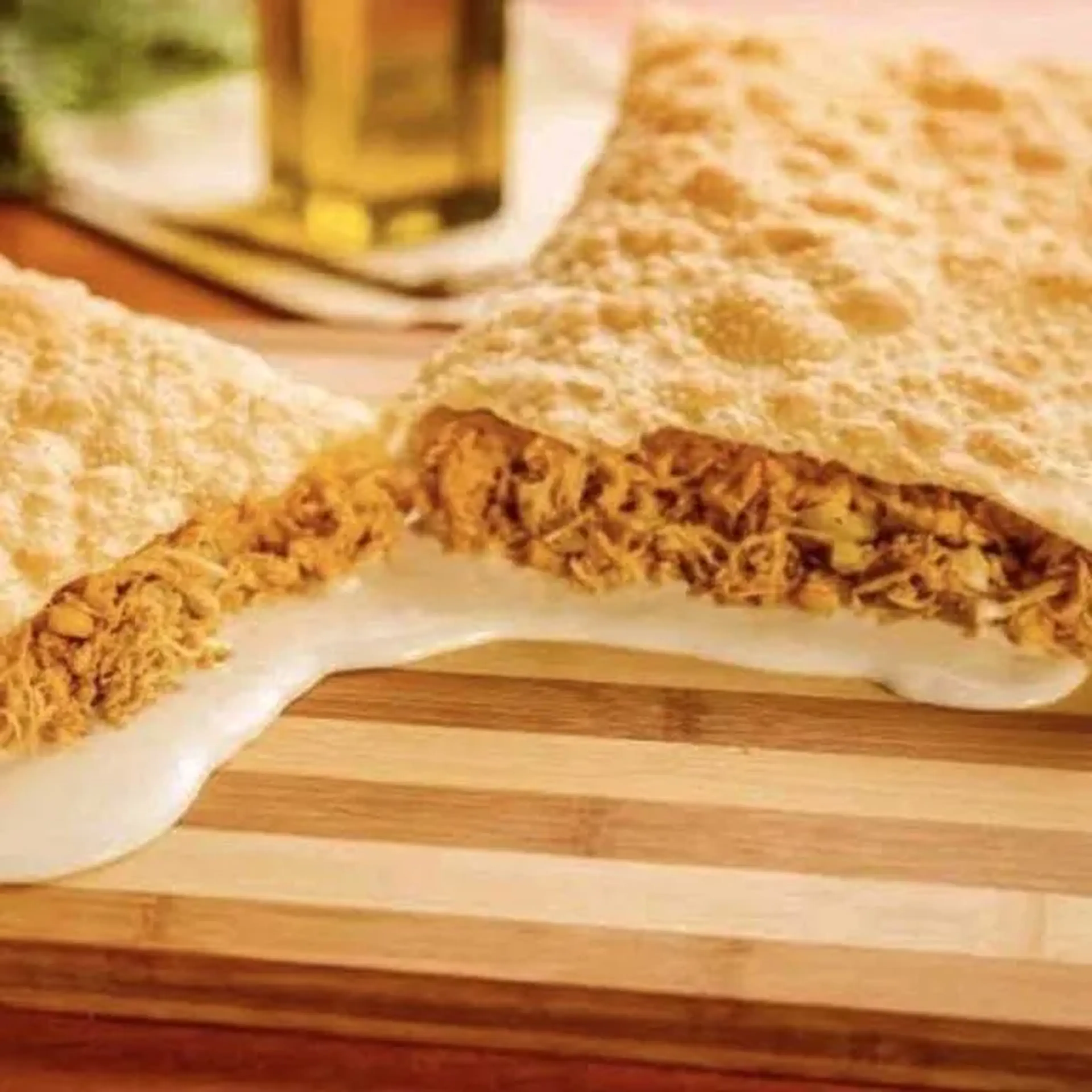 Pastel de Frango Queijo e Catupiry imagem