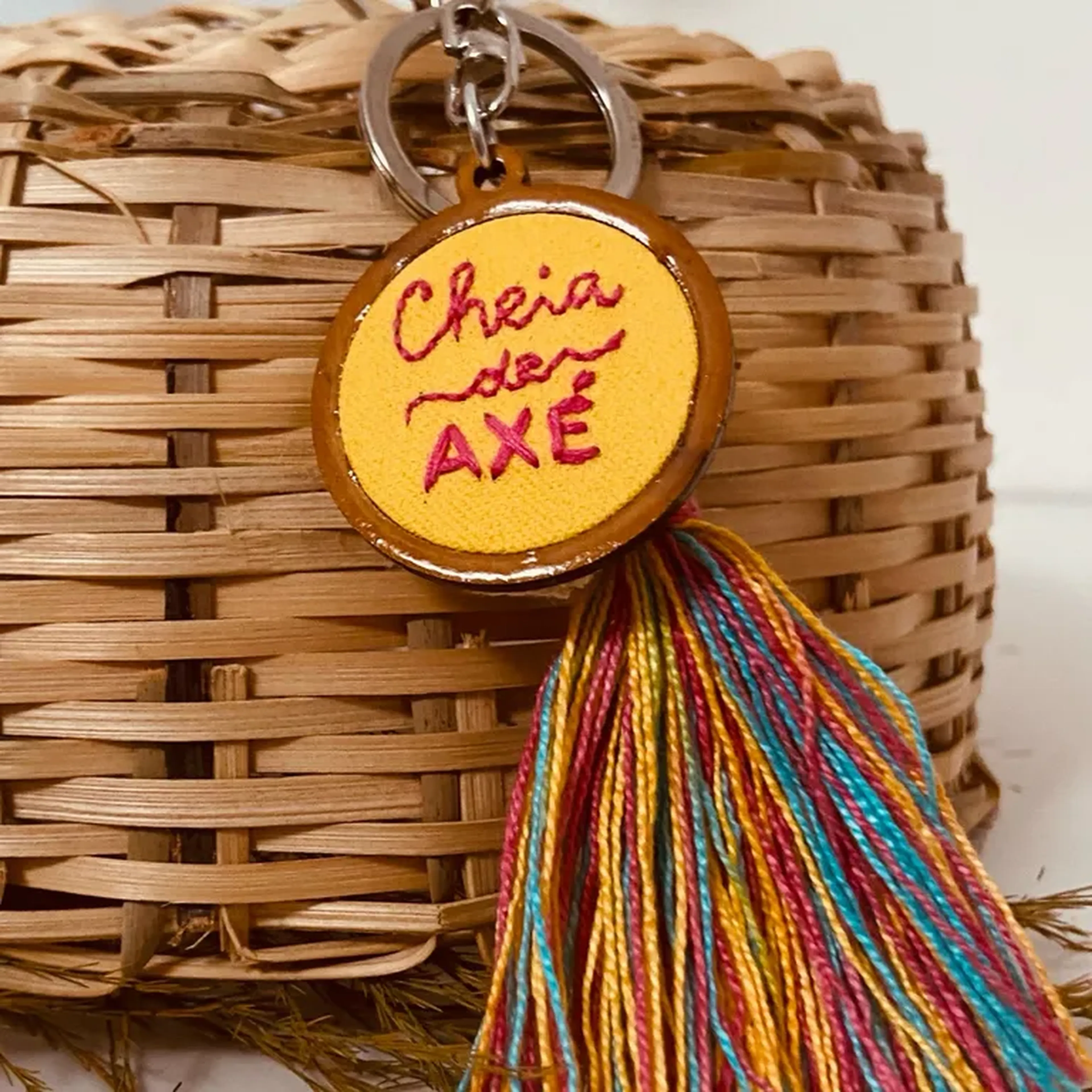 chaveiro- Cheia de axé ( amarelo rosa) imagem