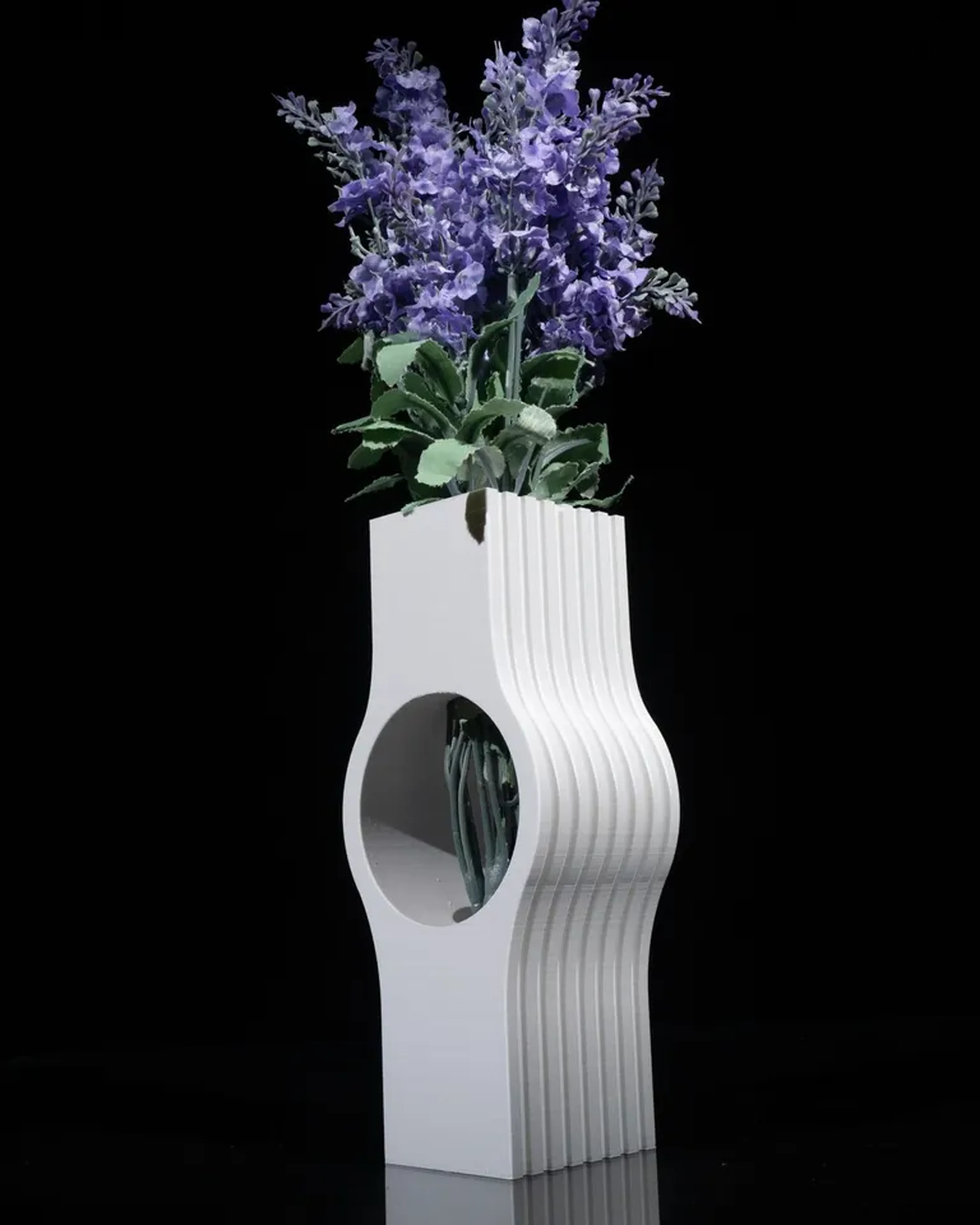 Vaso Decorativo Moderno Vazado 20cm Branco 3D imagem
