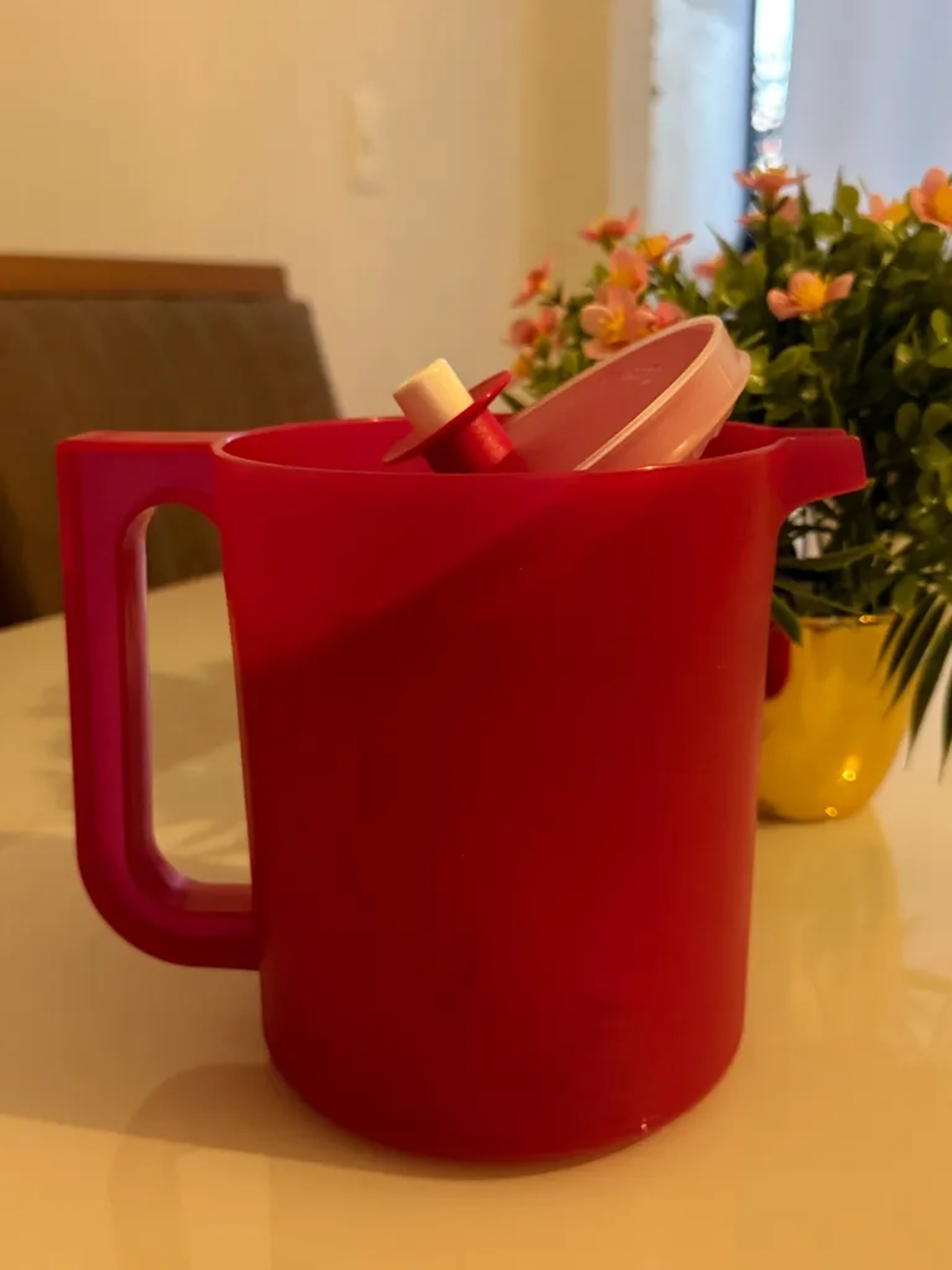 Tupperware - Jarra 1 ,4L imagem