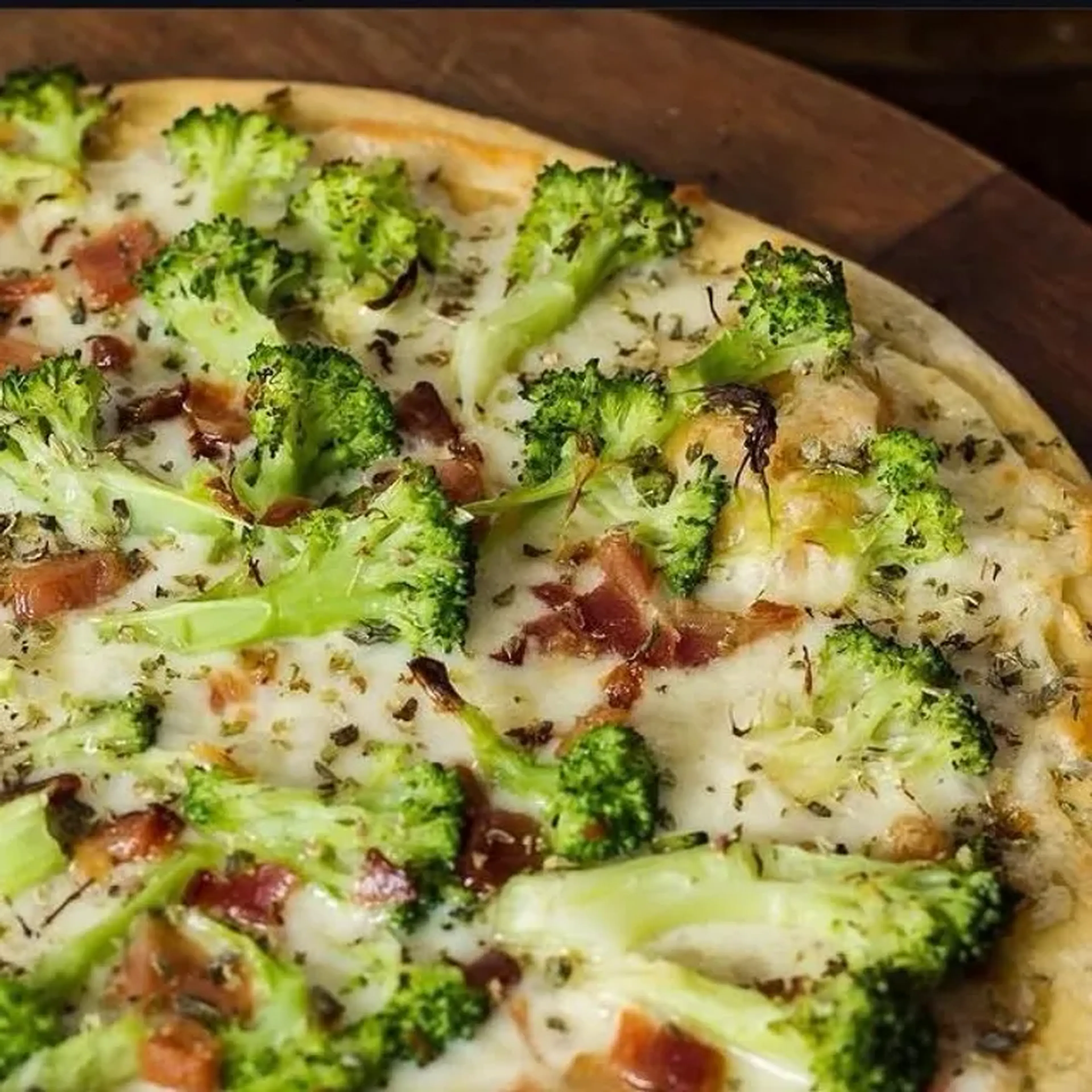 Pizza Broto - Bacon com brócolis imagem