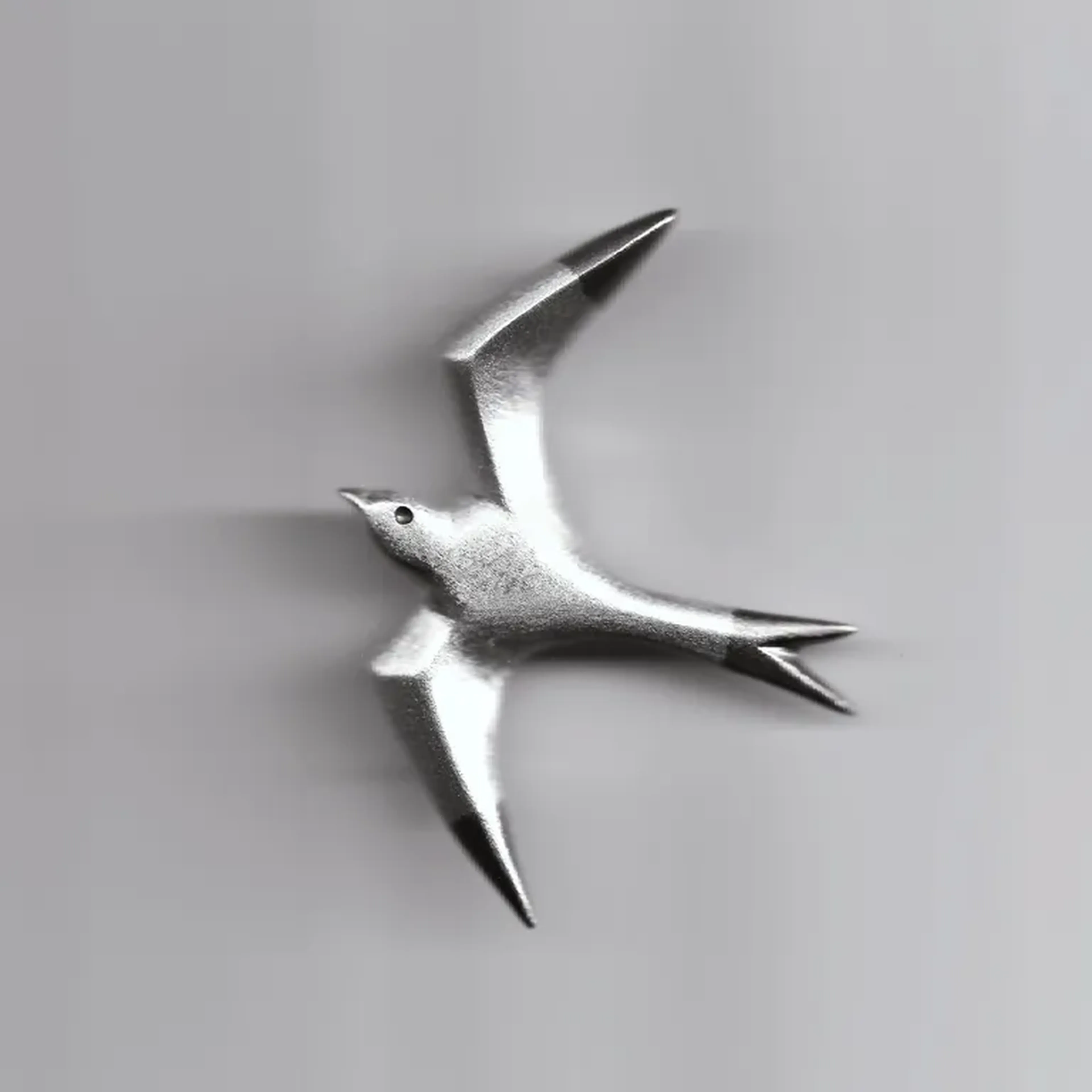 Broche Andorinha - Prateado imagem