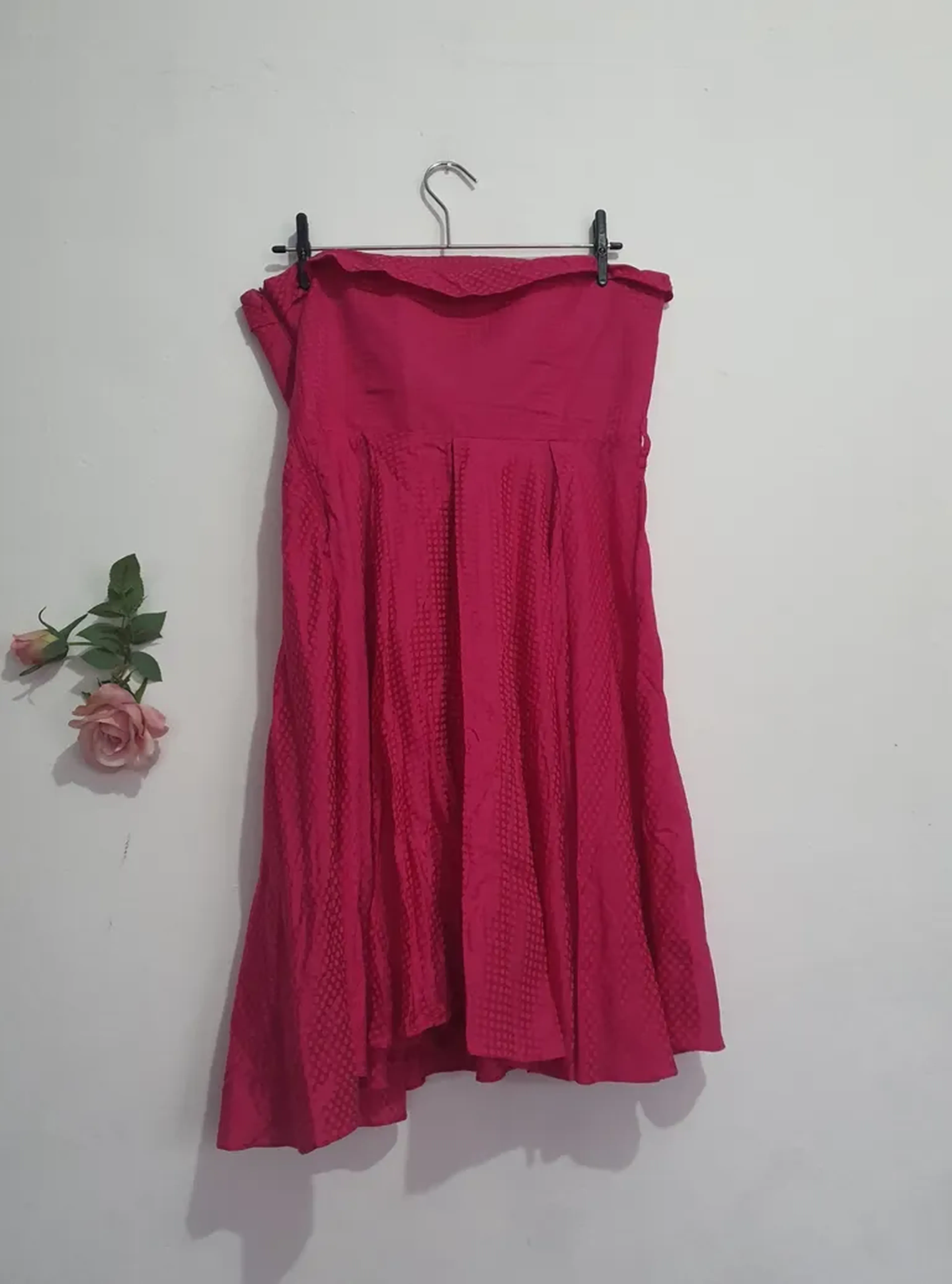 Vestido Rosa sem Mangas imagem