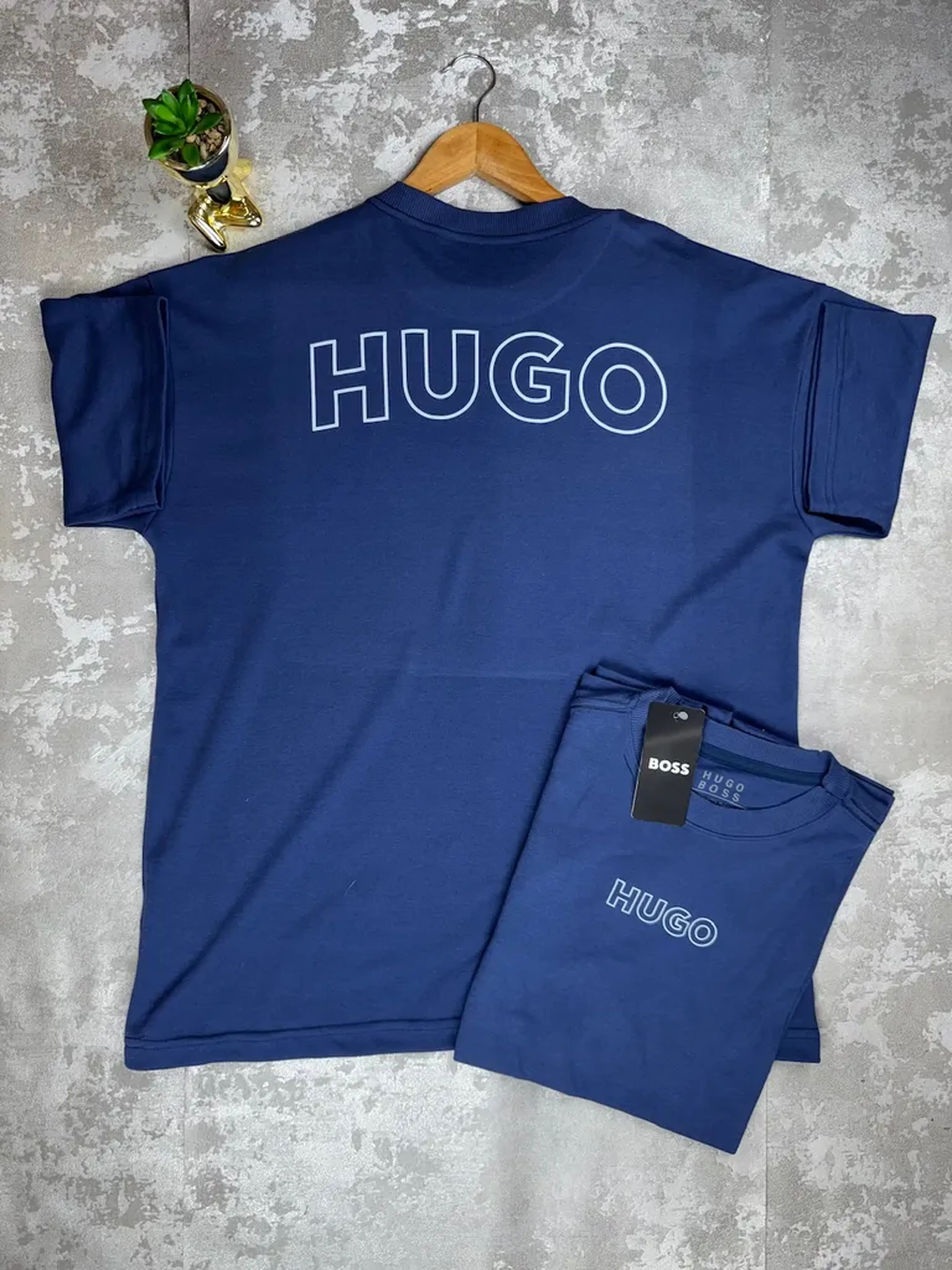 Camiseta Hugo Boss imagem