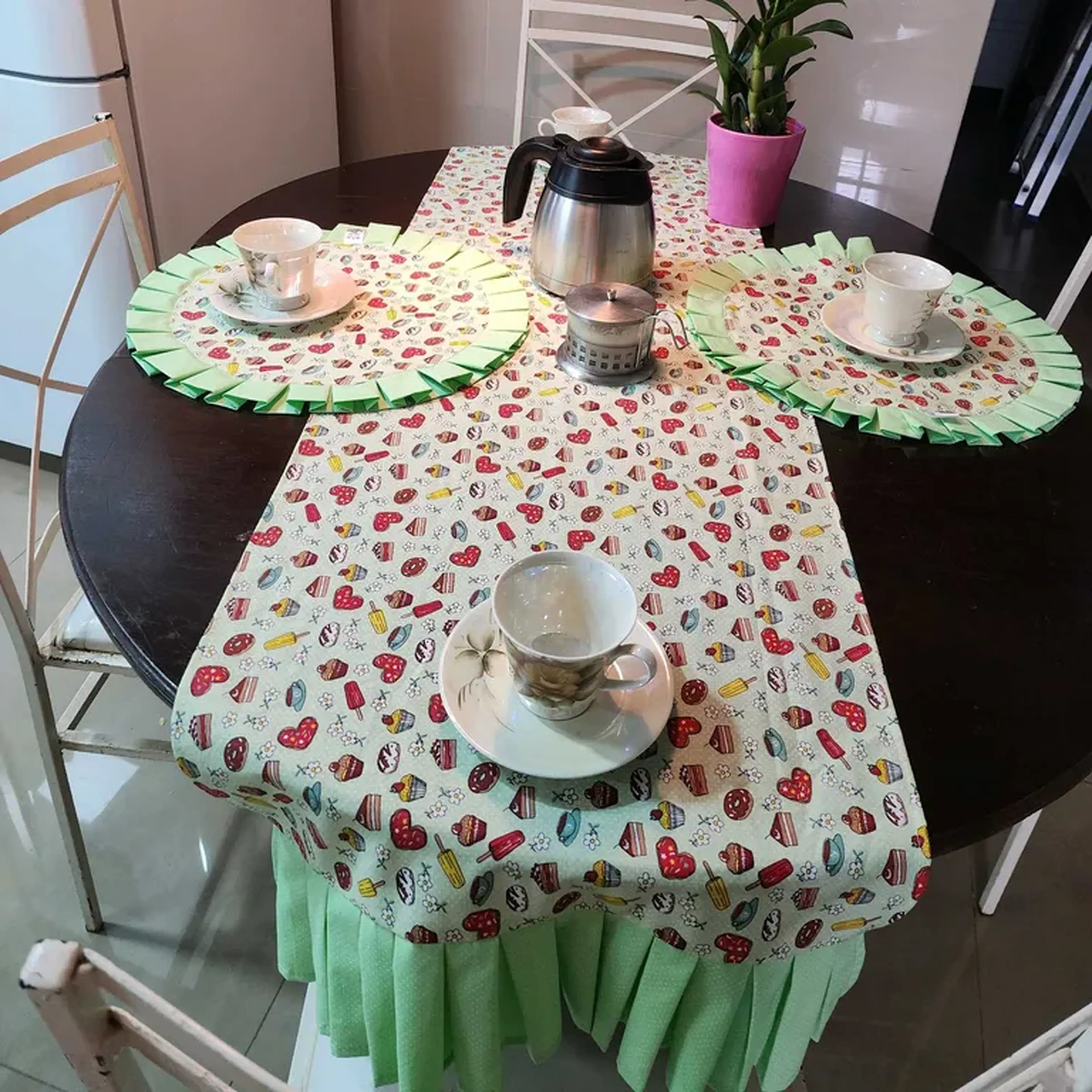 Jogo Americano redondo com Trilho de mesa imagem