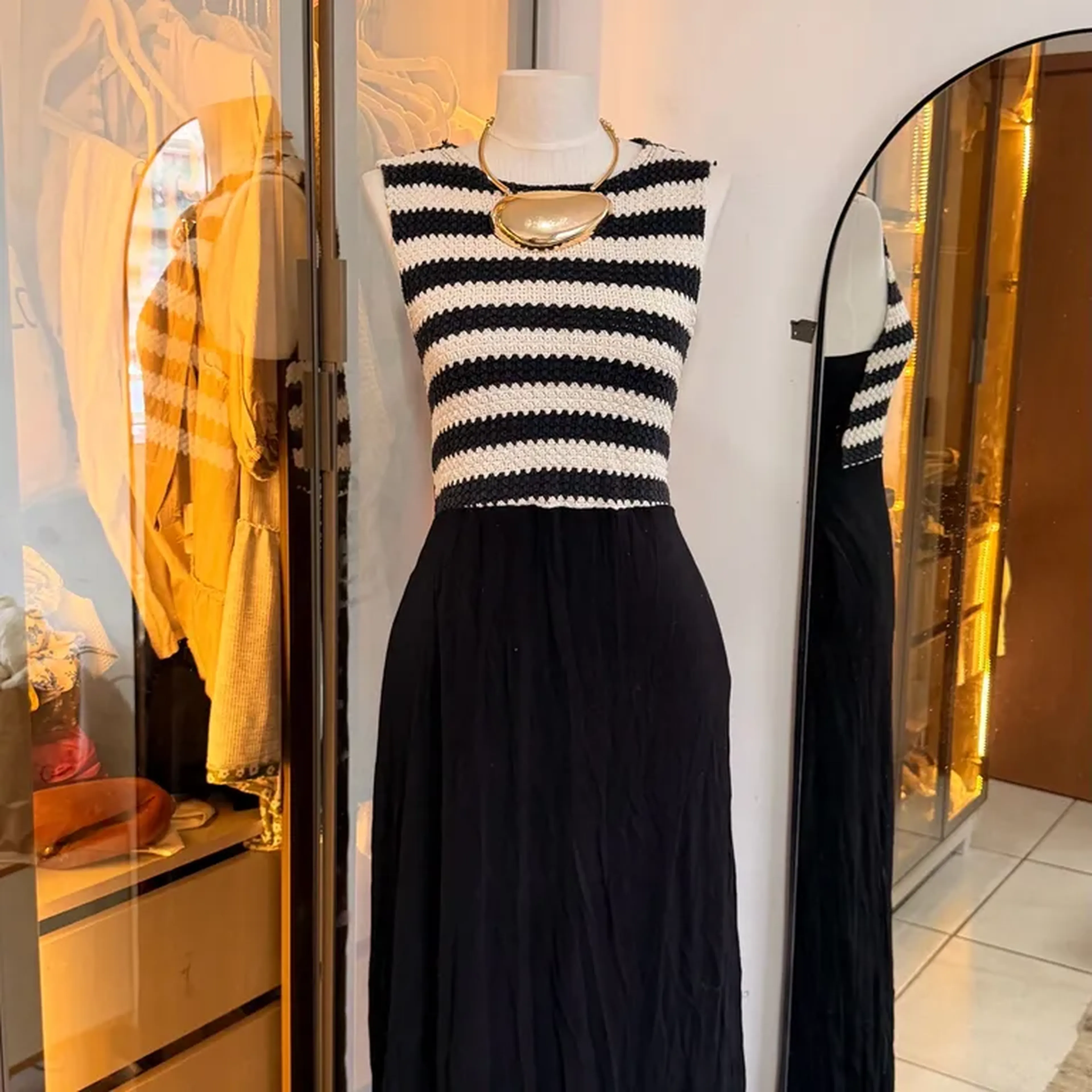 vestido longo com tricot em cima ZINZANE imagem