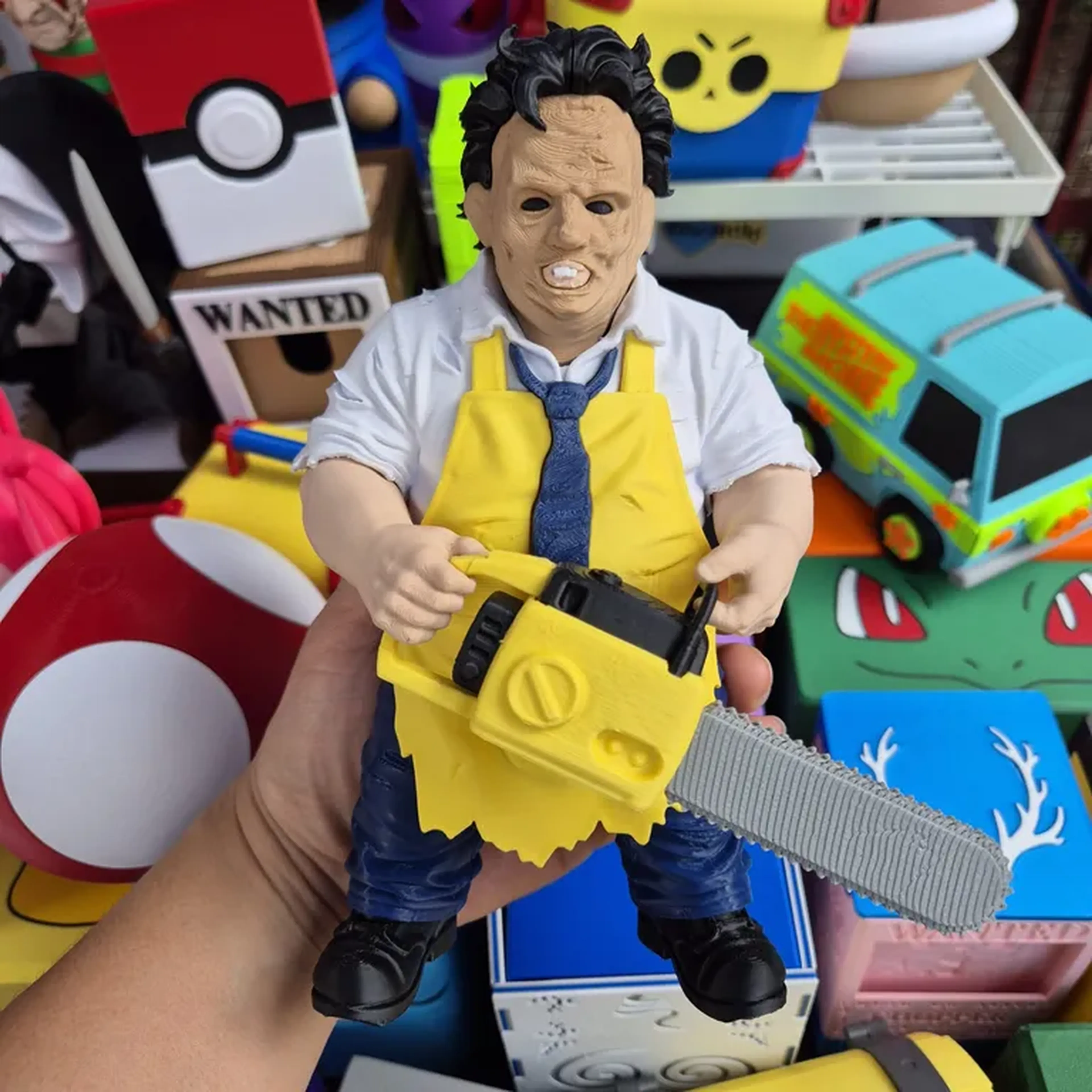 Boneco Leatherface - Brinde 1 Biscoito imagem
