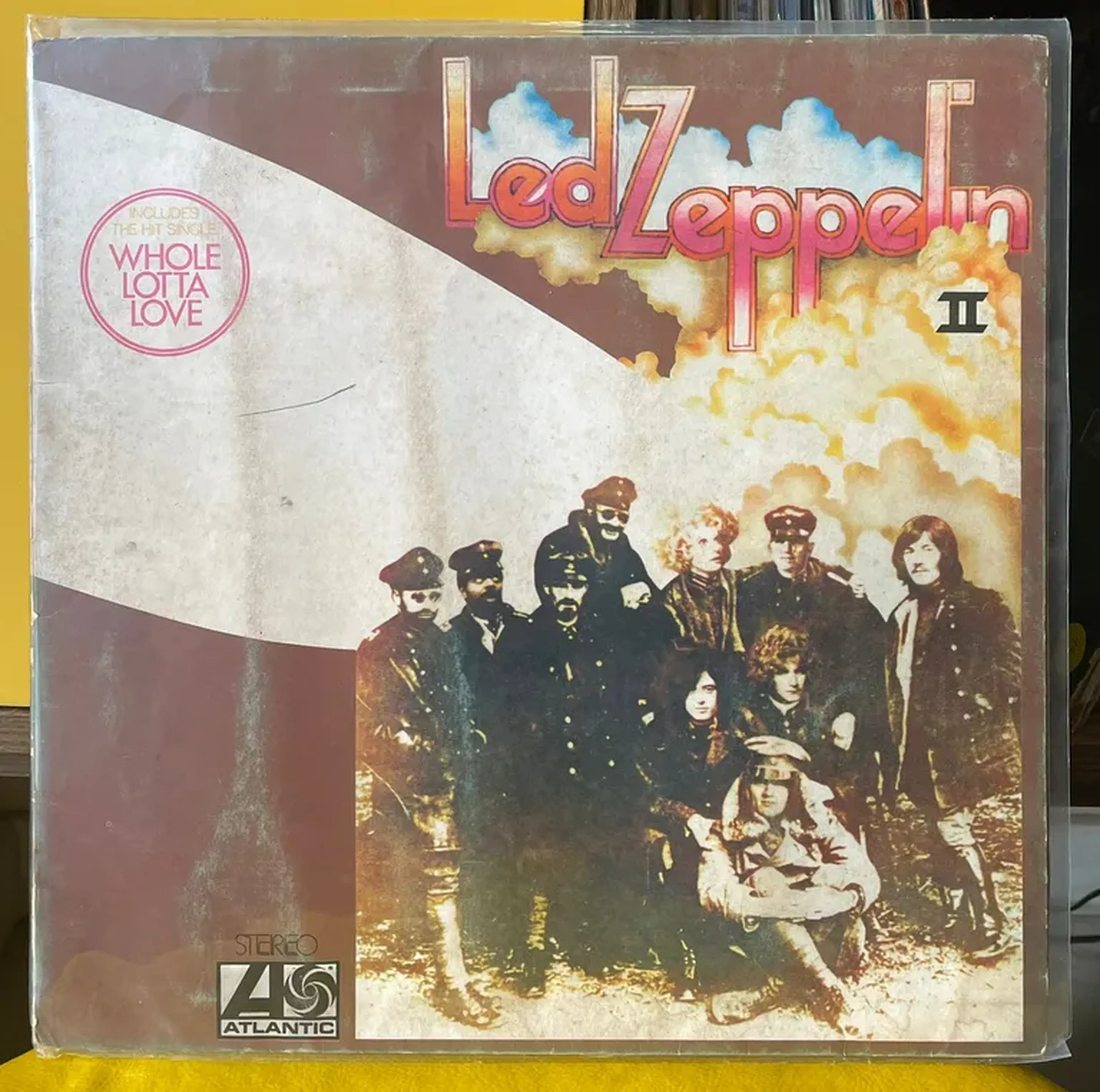 LP Vinil Led Zeppelin II - Capa Gatefold imagem