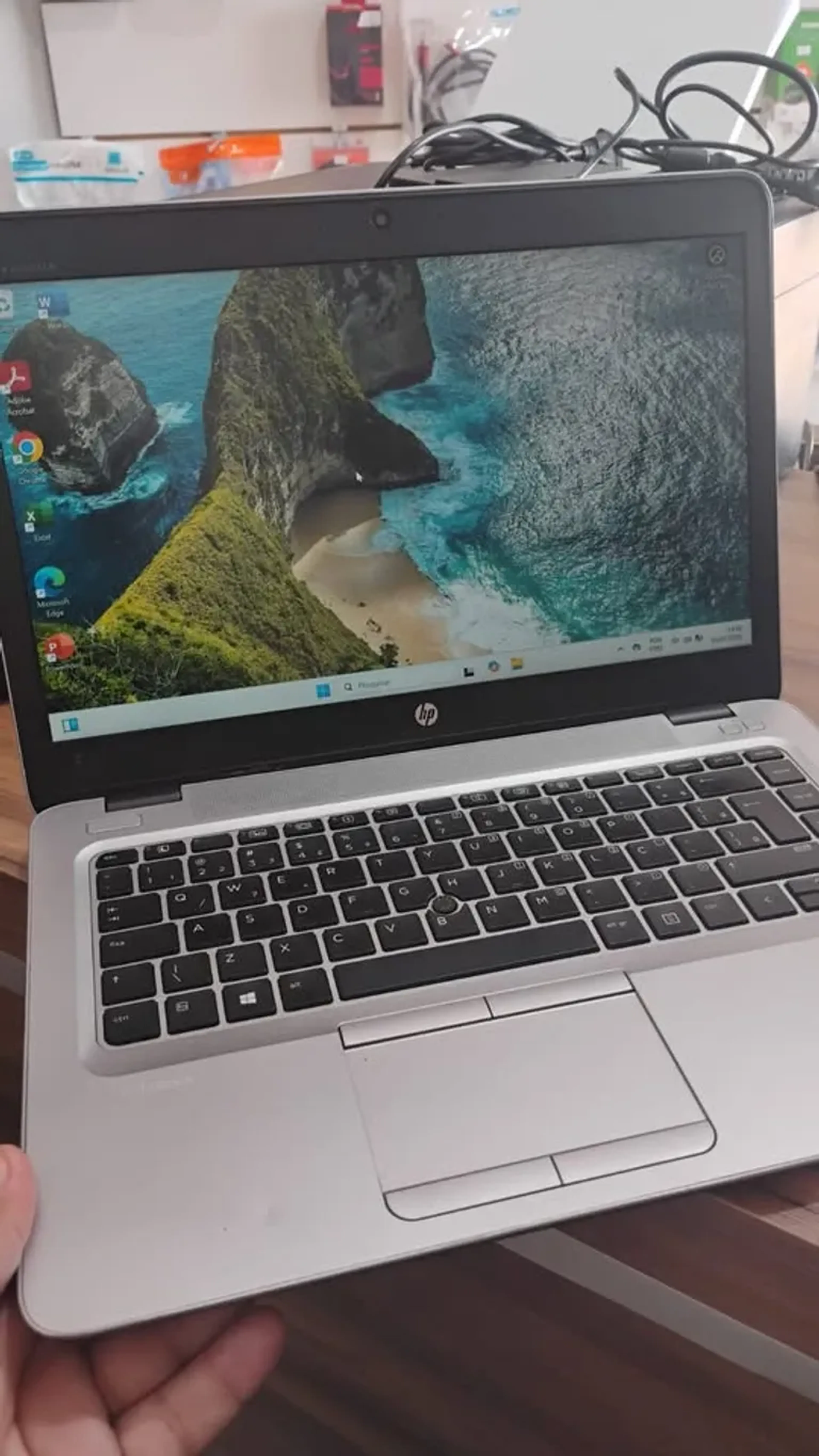 Notebook hp i5 sexta geração com ssd imagem