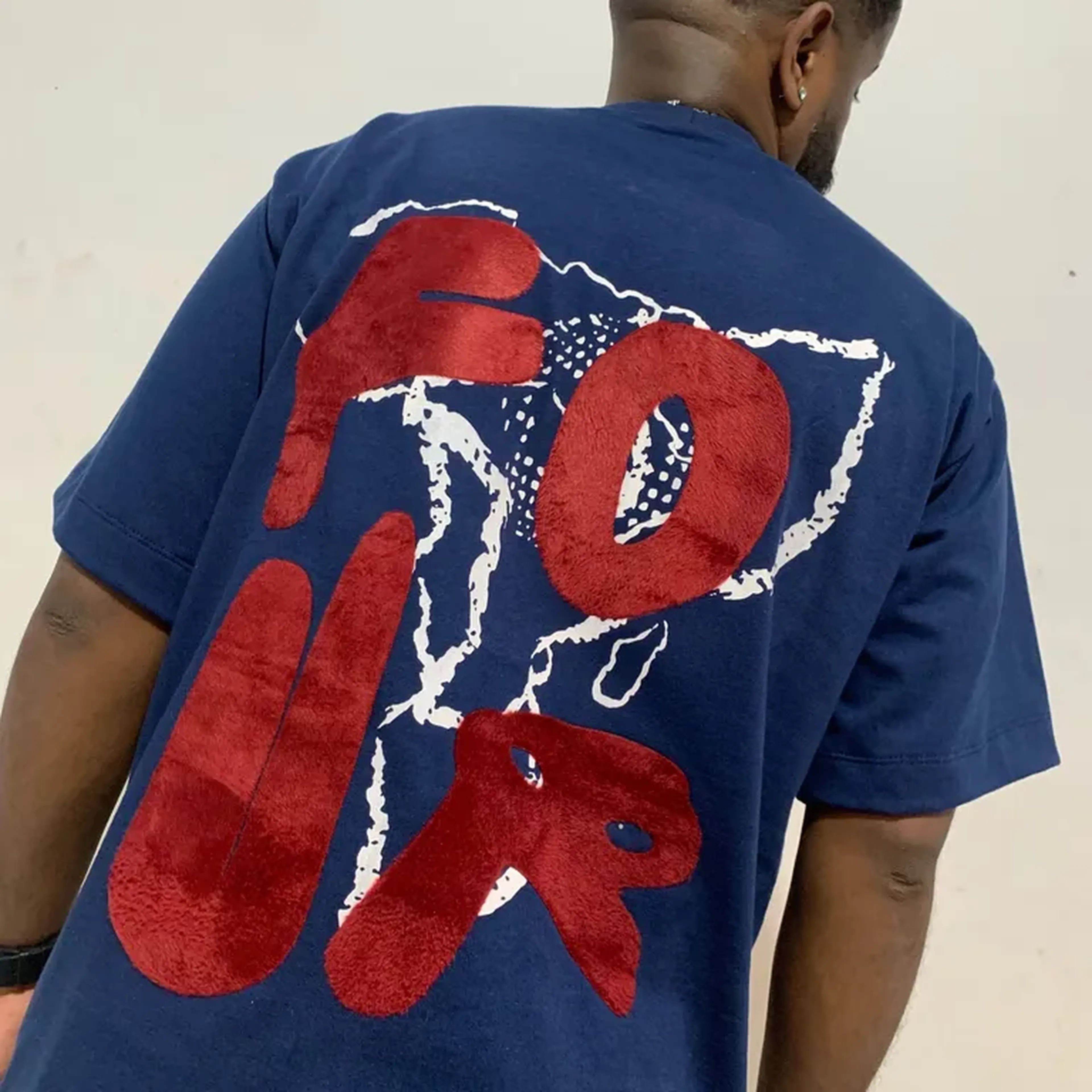 camiseta Oversize FOURROOTS🌍 imagem