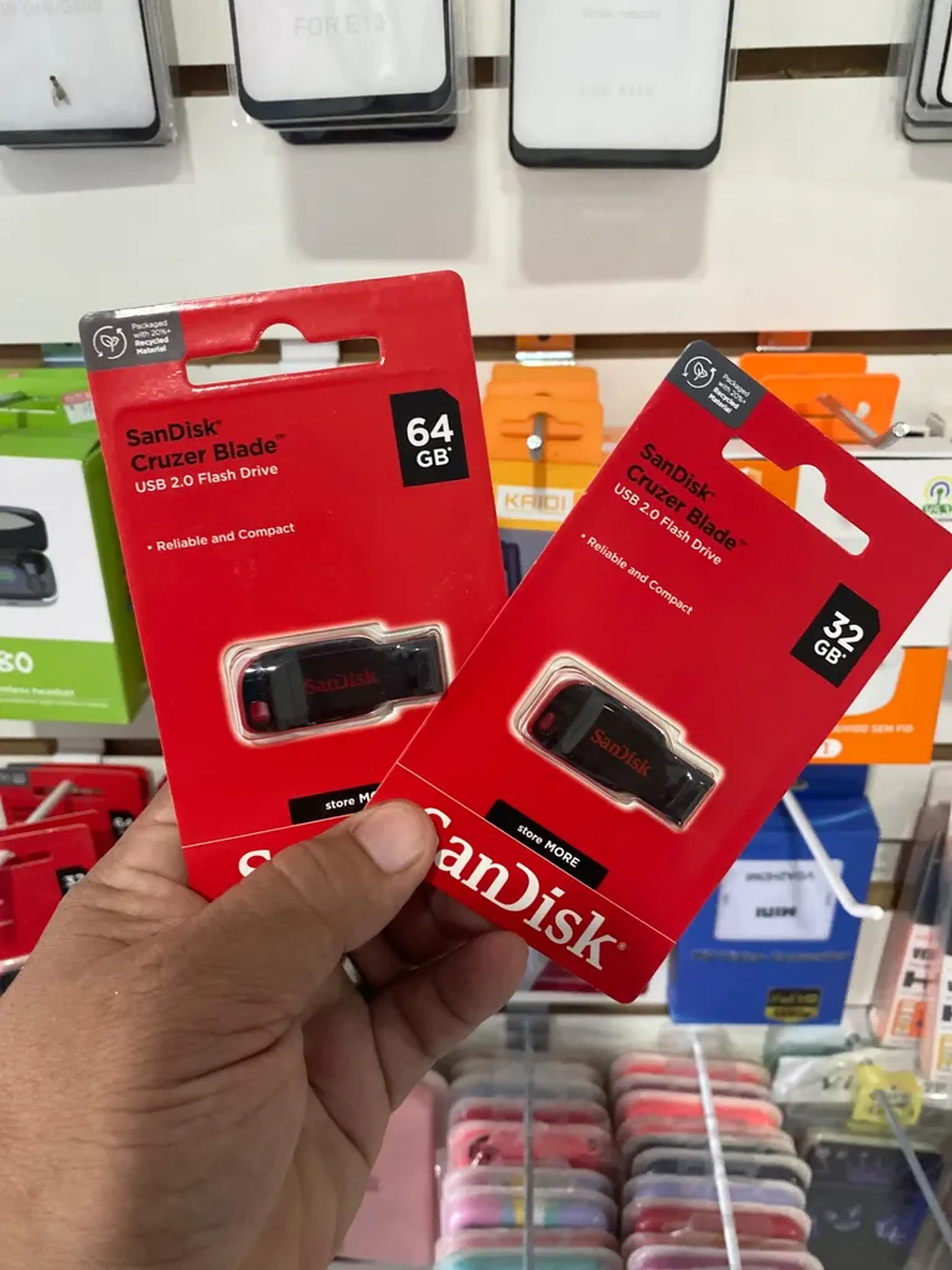 Pendrive sandisk imagem